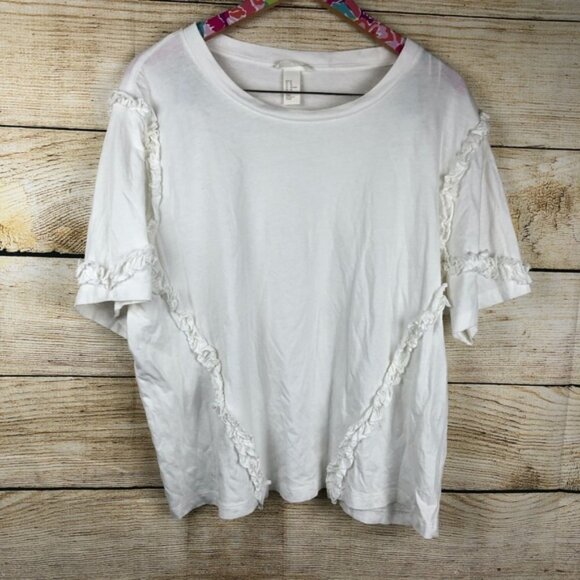 H&M Tops - H&M white ruffle shirt size XL // 0651
